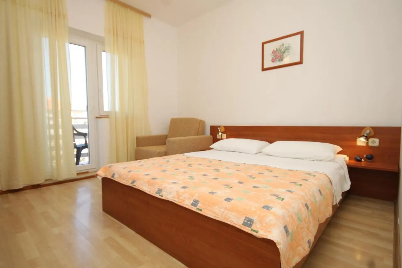 Guest house Double Room Tkon 8377C